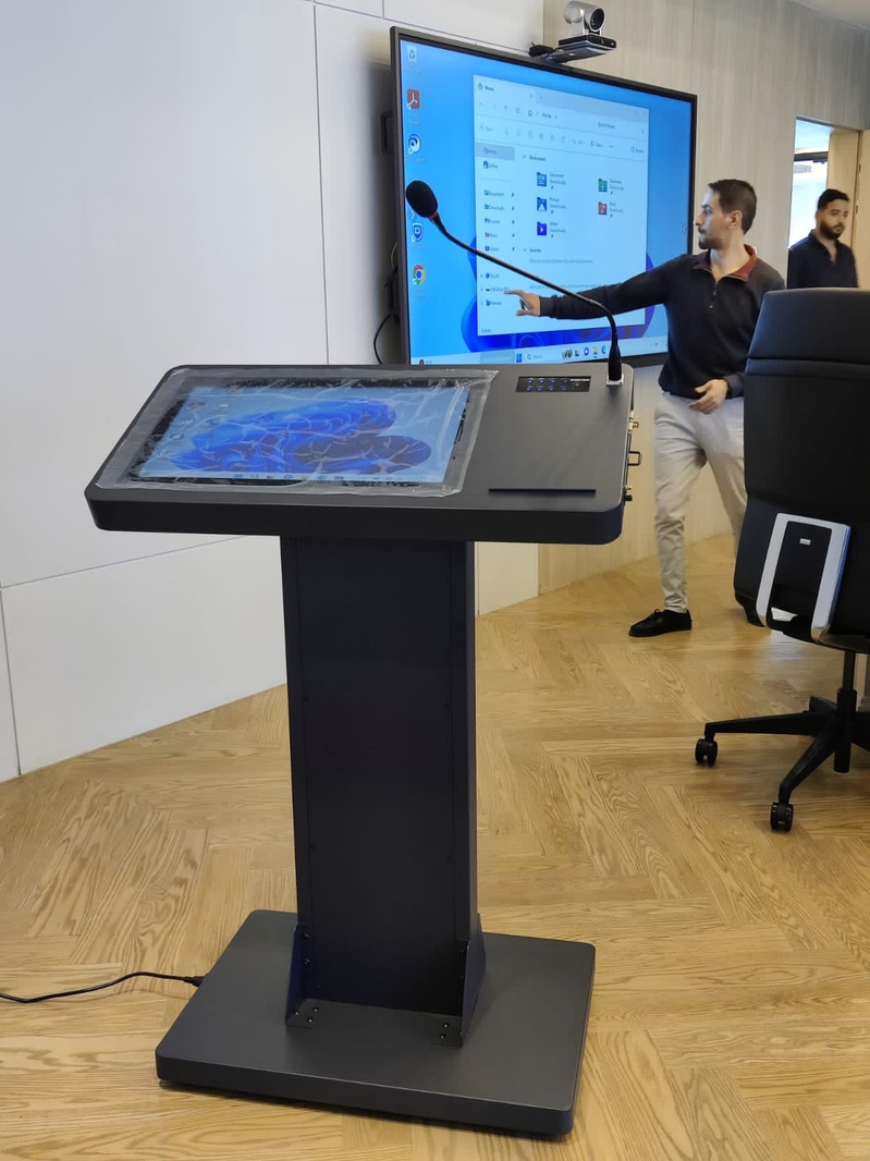 Touch kiosk / digital lectern