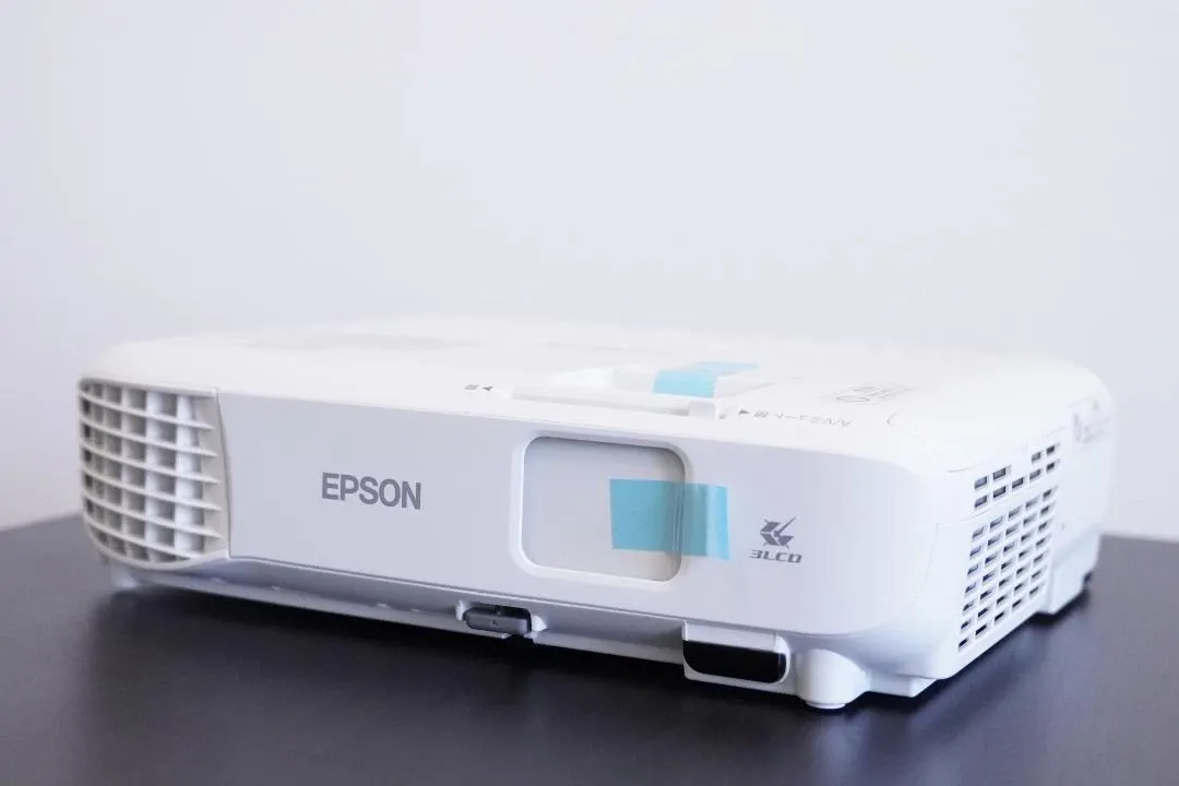 Epson EB-S05 SVGA 3300 Lumens Projector (Renewed)
